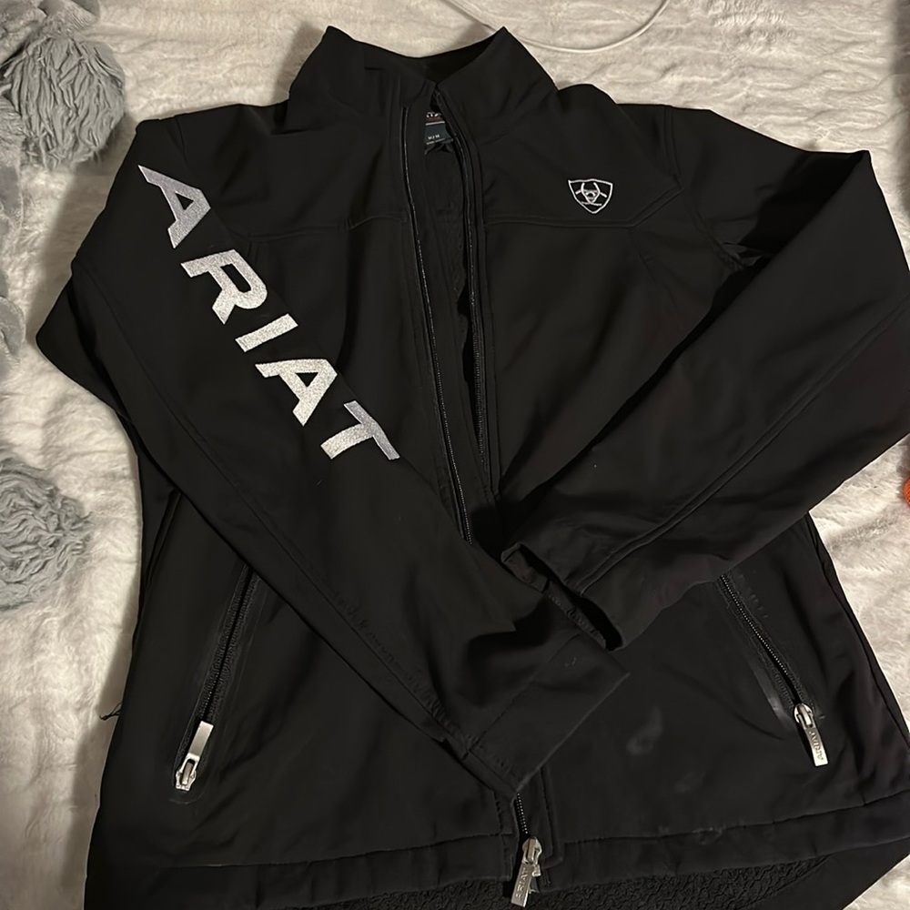 ARIAT